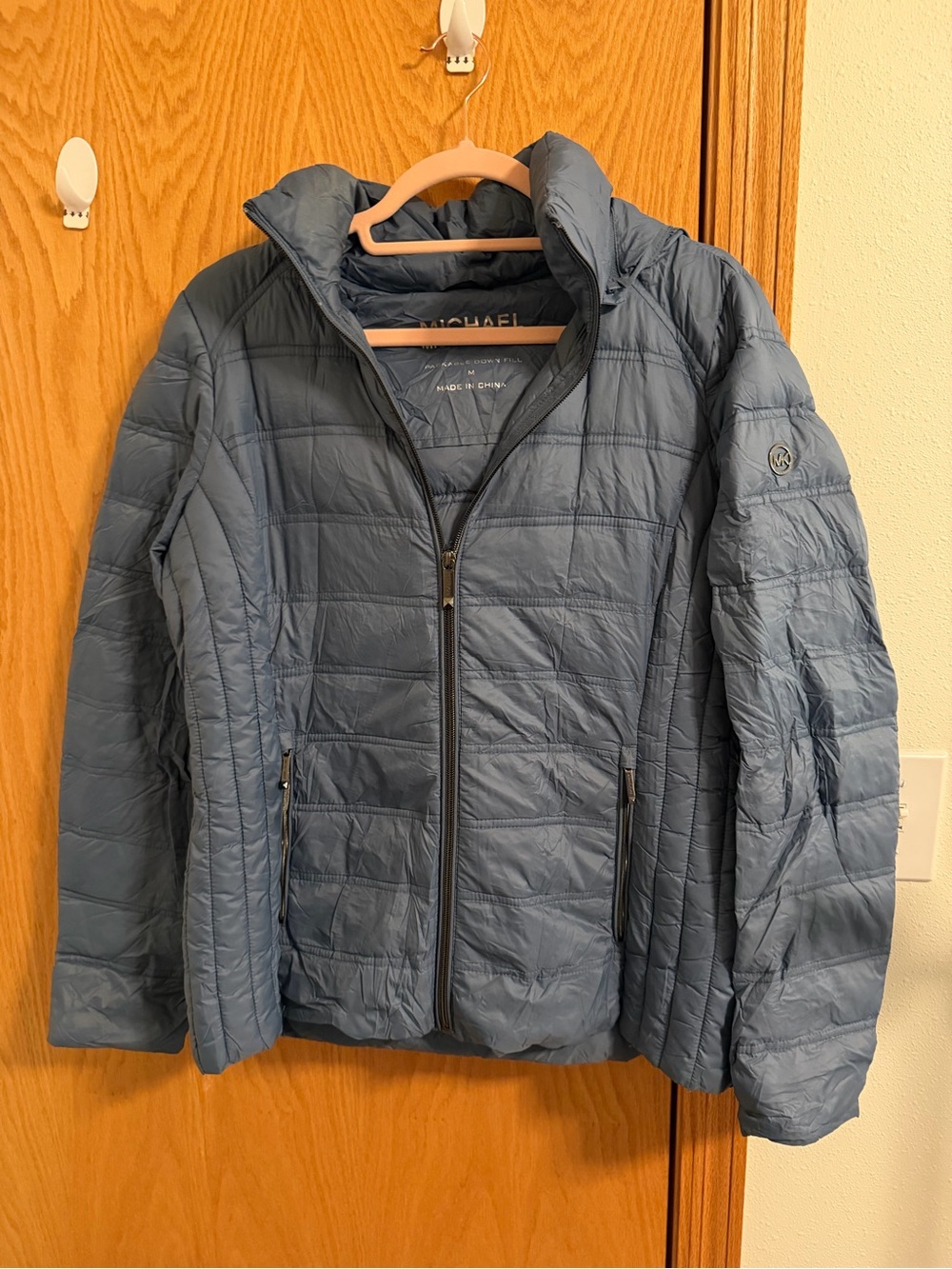EUC W/travel bag!!! Michael Kors Slate Blue Quilted Packable Puffer Jacket